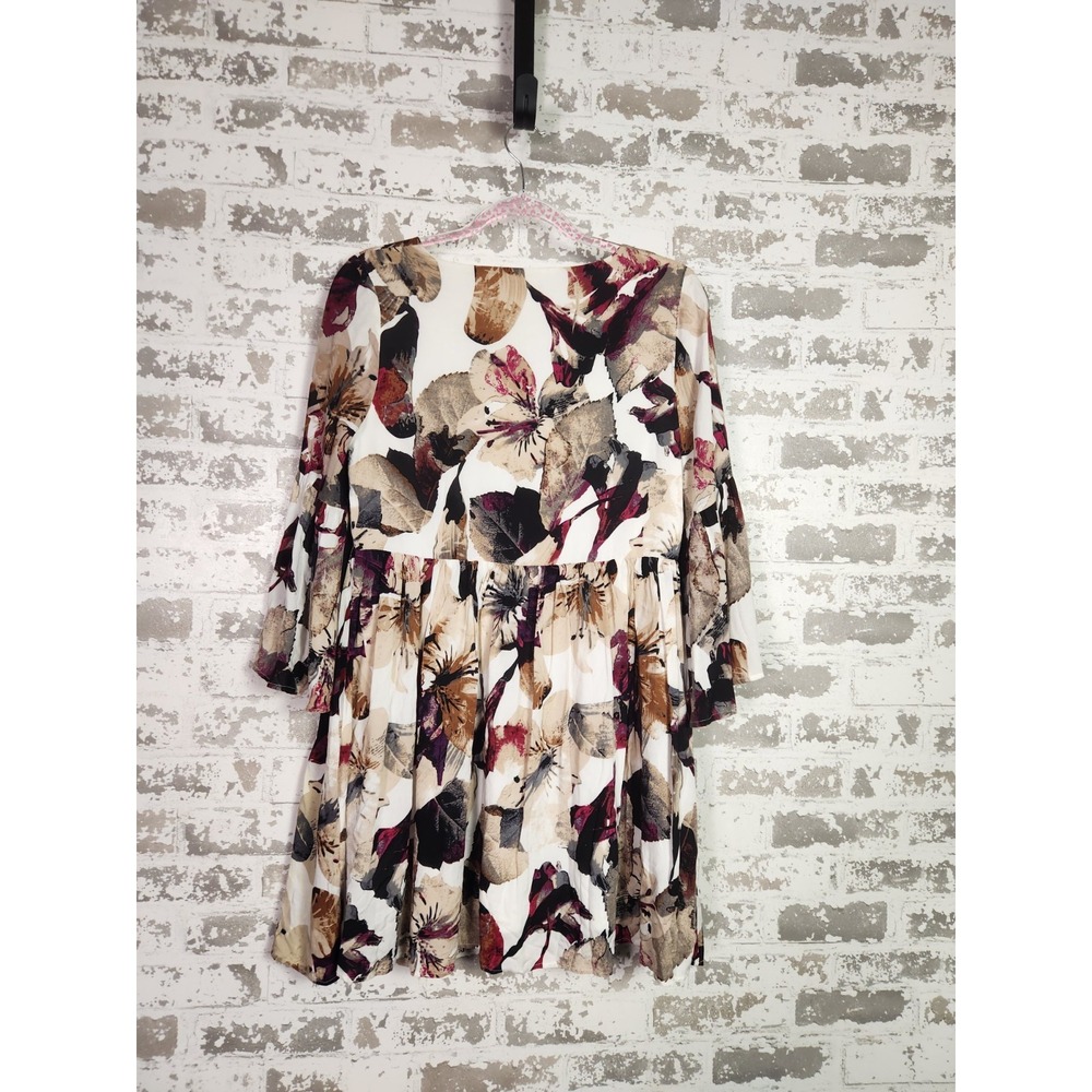 Entro Mini Boho Floral Dress Small V-Neck Button Details Bell Sleeve Lined Artsy - Picture 8 of 16